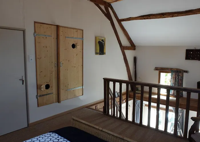 לינה וארוחת בוקר Le Bon Coeur *